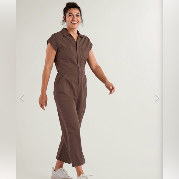 Title Nine Evelyn Jumpsuit - Picture 2 of 11